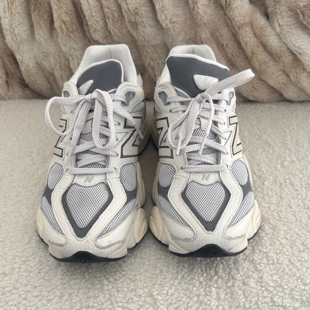 New Balance Gray and Cream Women's Sneakers